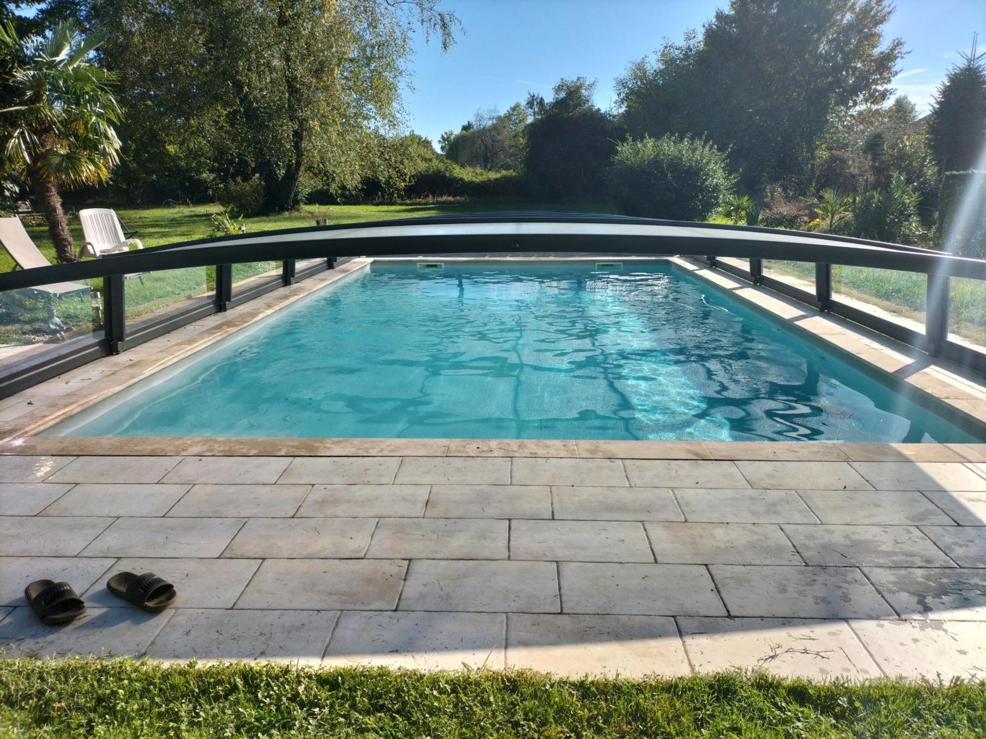 La Villa Du Bearn Garlin Exterior foto